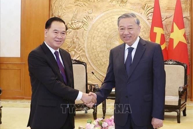 Tổng Bí thư Tô Lâm tiếp Chánh Văn phòng Trung ương Đảng Nhân dân Cách mạng Lào