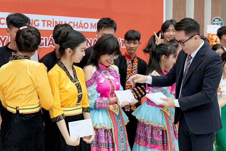 Bài 1: Phu Xuan School - Từ ngôi trường dân lập đầu tiên đến biểu tượng đổi mới giáo dục Đắk Lắk