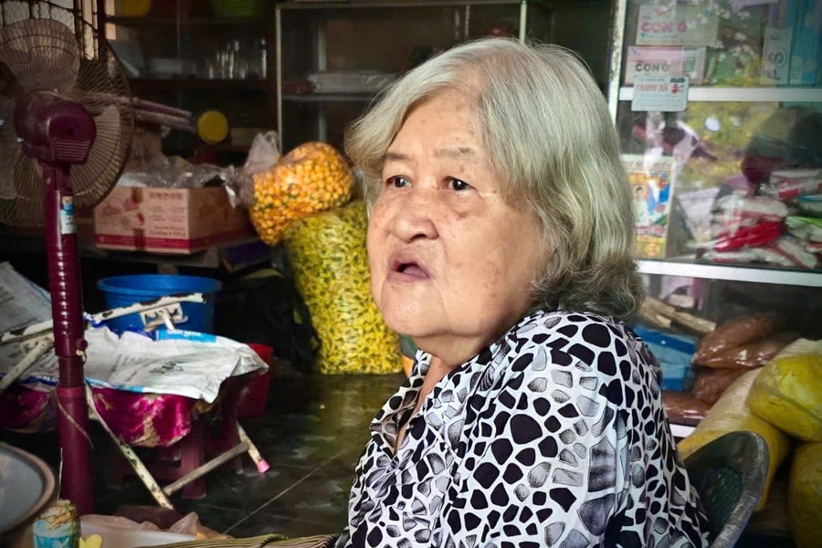 Nhiều vấn đề cần làm sáng tỏ trong vụ kiện cụ bà neo đơn ở Bến Tre