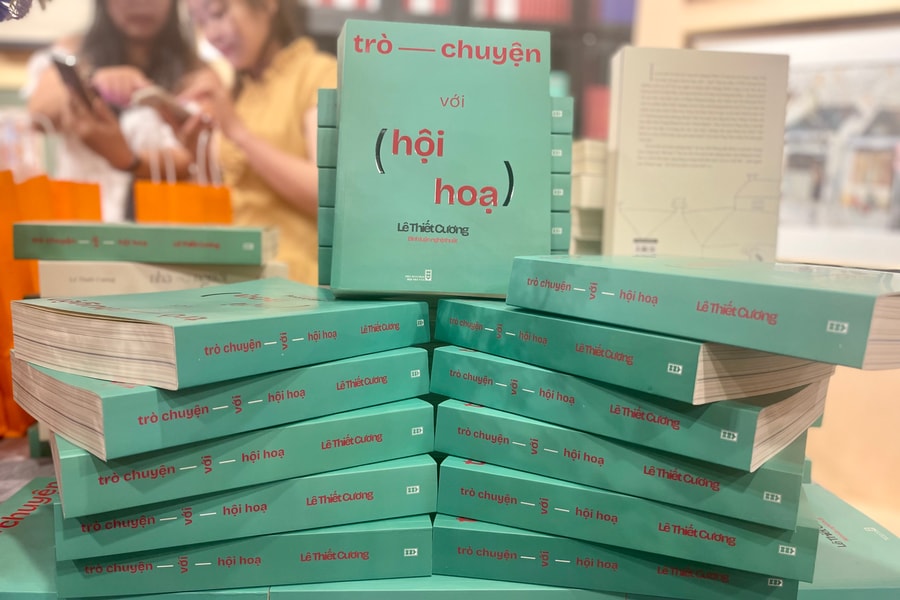 Họa sĩ Lê Thiết Cương “trò chuyện” về mỹ thuật Việt Nam