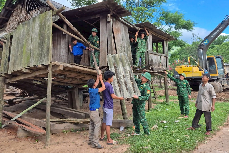 Quảng Bình: Khởi công đồng loạt 156 căn nhà để xóa nhà tạm, nhà dột nát ở biên giới