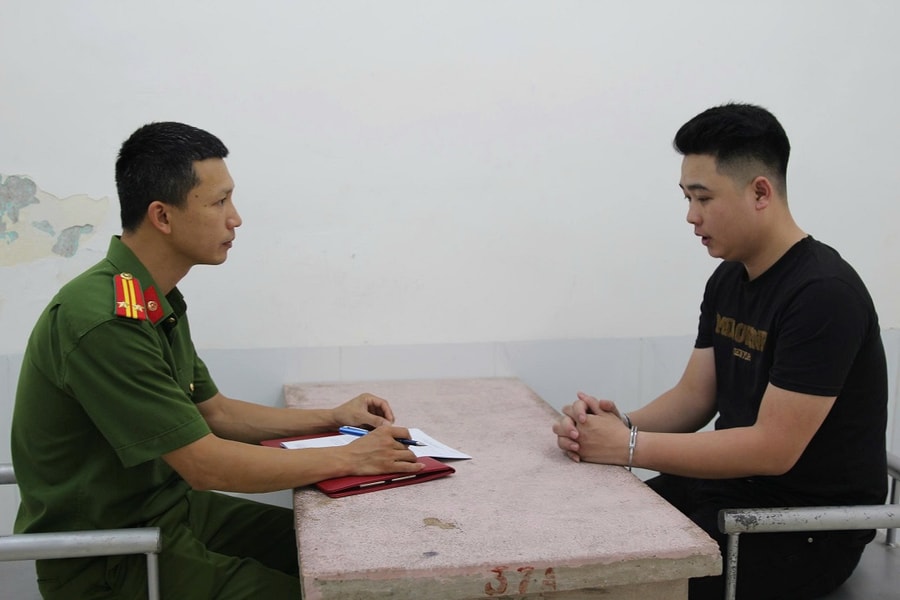 Tạm giữ hình sự đối tượng hành hung nhân viên y tế tại Nghệ An