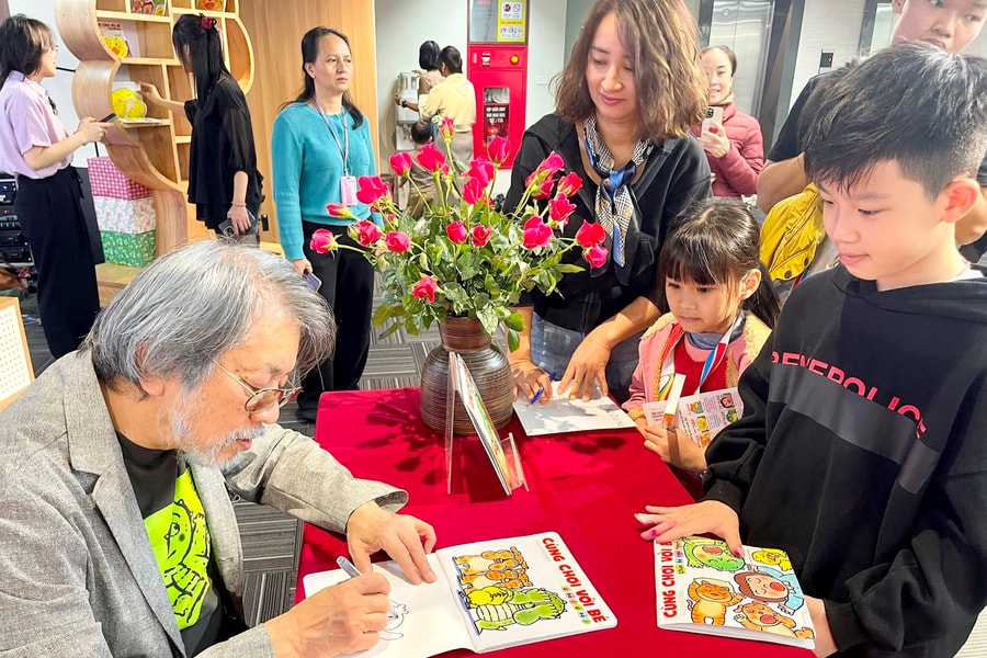 Nuôi dưỡng tâm hồn luôn trẻ để viết cho trẻ