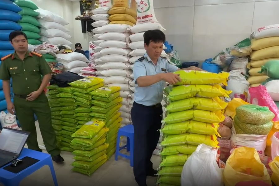 Cần làm rõ trách nhiệm pháp lý khi hàng giả, "hàng nhái" tung hoành trên shopee