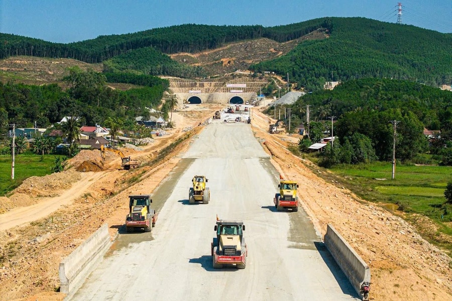 Đầu tư công là điểm nhấn quan trọng nhất cho tăng trưởng