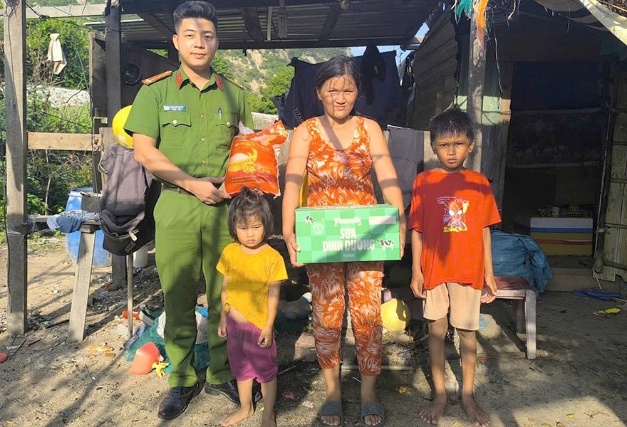 Khi công an là điểm tựa của thân nhân người lầm lỗi