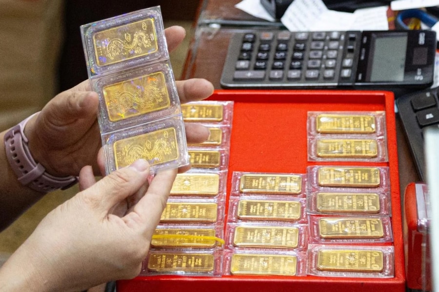 Giá vàng ngày 10/6: SJC tiến sát mốc 118 triệu đồng/lượng; vàng thế giới tăng liên tiếp