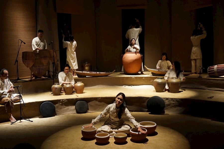 GOm show: Kể chuyện âm nhạc bằng gốm