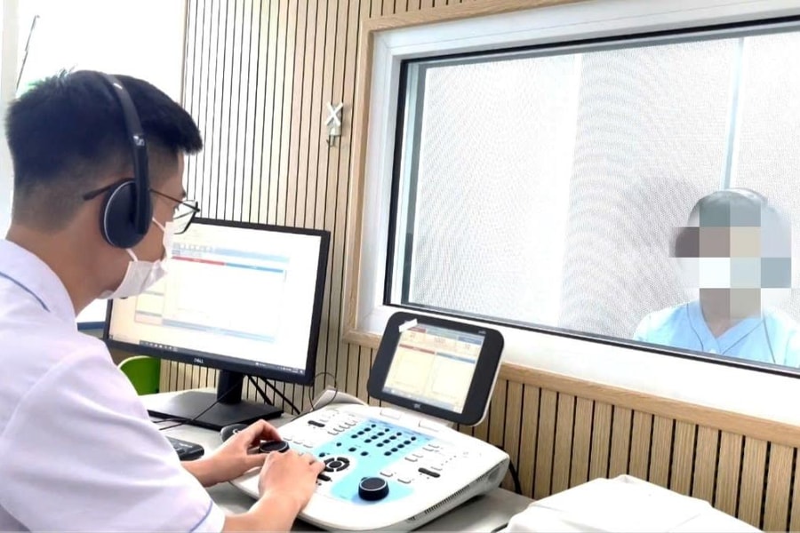 Tắm đêm bằng nước lạnh, nam thanh niên suýt mất thính lực vĩnh viễn