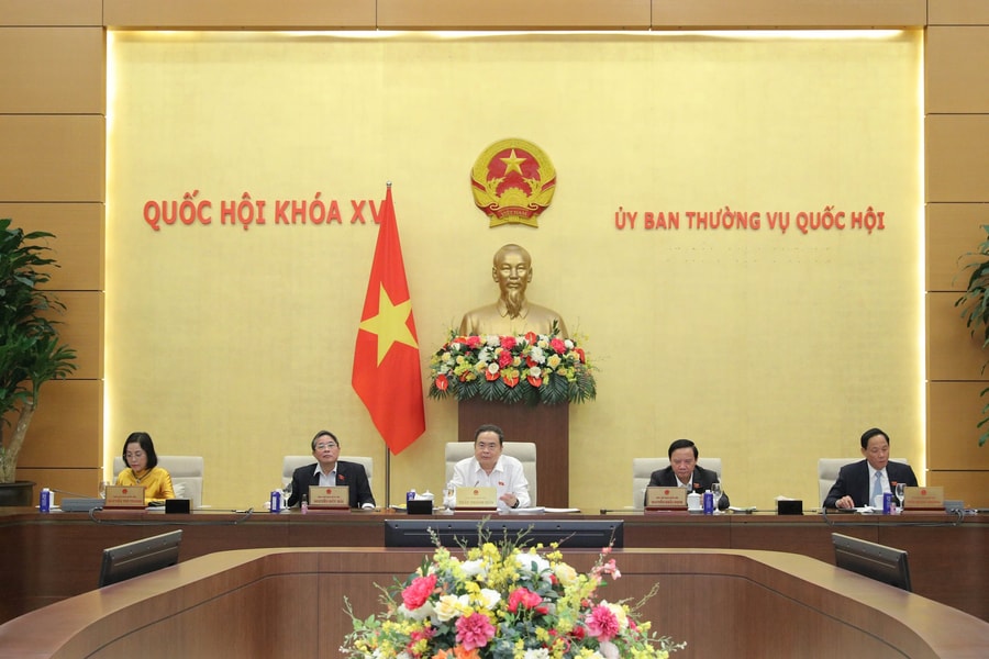 NGHỊ QUYẾT Về việc sắp xếp các đơn vị hành chính cấp xã của thành phố Cần Thơ năm 2025