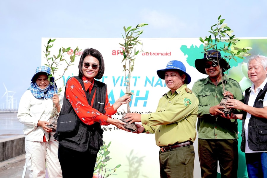 Hoán đổi nợ xanh: Cầu nối cho tài chính khí hậu và phát triển bền vững