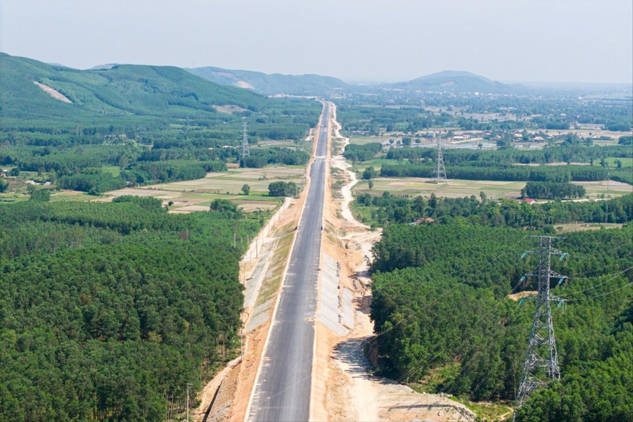 Quảng Ngãi cần tập trung giải quyết dứt điểm giải phóng mặt bằng