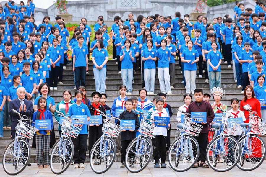 "Quỹ xe đạp chở ước mơ", chở theo khát vọng vươn mình của các em