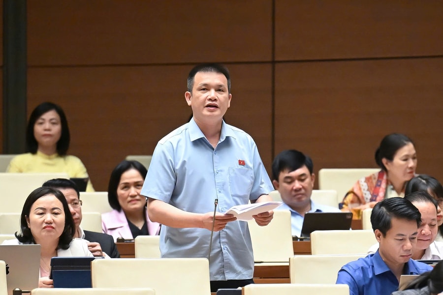 Lấy người dân làm trung tâm, cán bộ làm động lực, hạ tầng làm đòn bẩy, giáo dục làm nền tảng