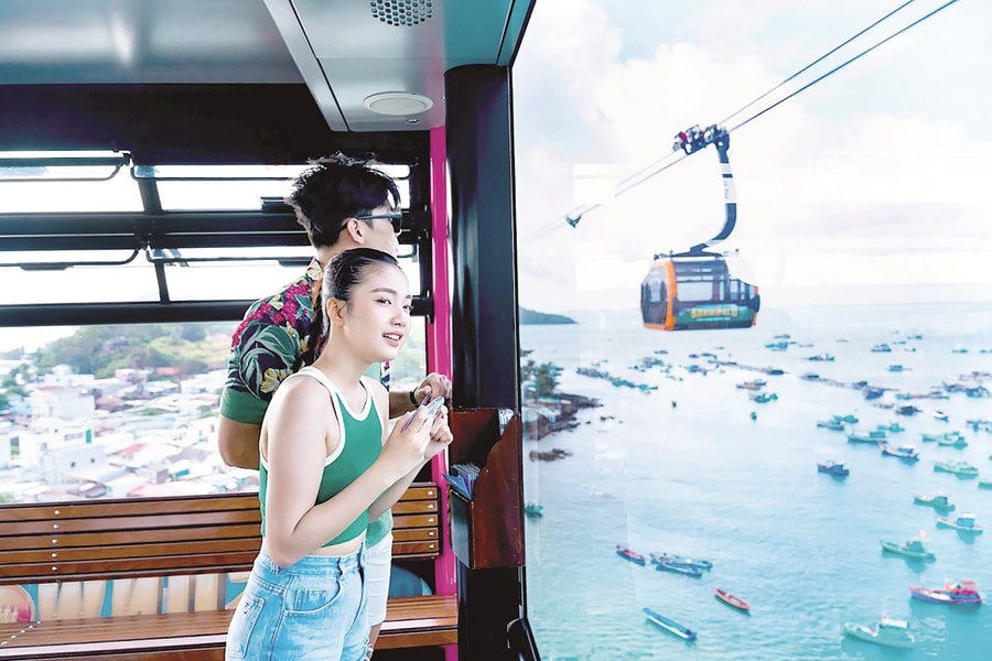 Du lịch Kiên Giang khởi sắc, góp phần tăng trưởng kinh tế hai con số