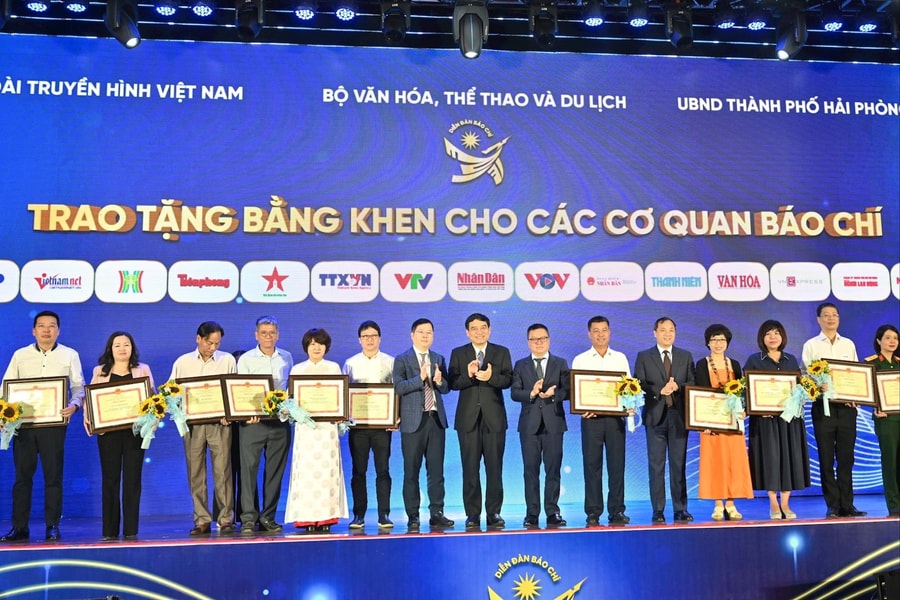 Cộng hưởng mạnh mẽ xây dựng nền văn hóa Việt Nam