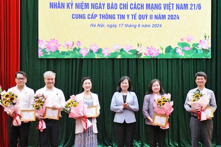 Tiếp lửa sứ mệnh "Vì Sức khỏe Nhân dân"