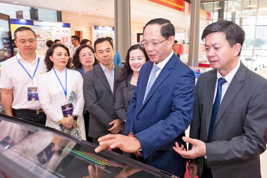 Ấn tượng không gian “Báo chí Quốc hội bước vào kỷ nguyên số”