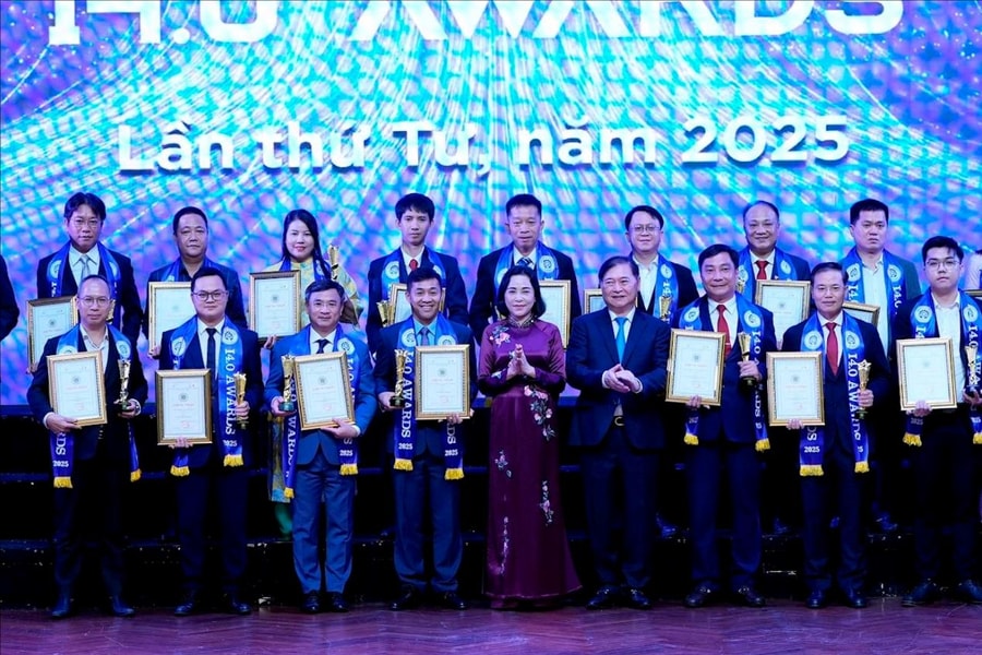 Phó Chủ tịch Quốc hội Nguyễn Thị Thanh dự Lễ biểu dương Top công nghệ 4.0 Việt Nam