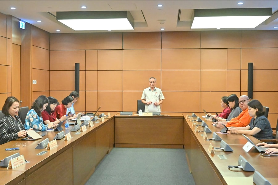 Tăng minh bạch, kiểm soát quyền lực và bảo vệ quyền công dân