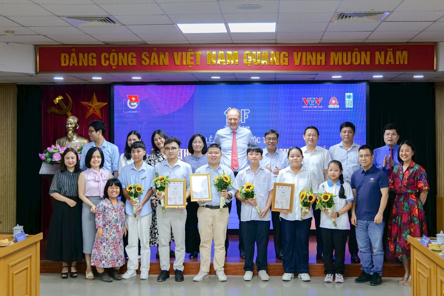 Tổng kết chương trình “Nâng cao năng lực số cho thanh thiếu niên - Skill Our Future” 2025
