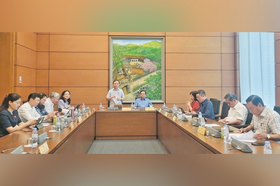 Làm rõ “người có thẩm quyền khác” là ai?