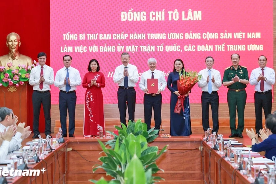 Tổng Bí thư Tô Lâm làm việc với Đảng uỷ Mặt trận Tổ quốc, các đoàn thể Trung ương
