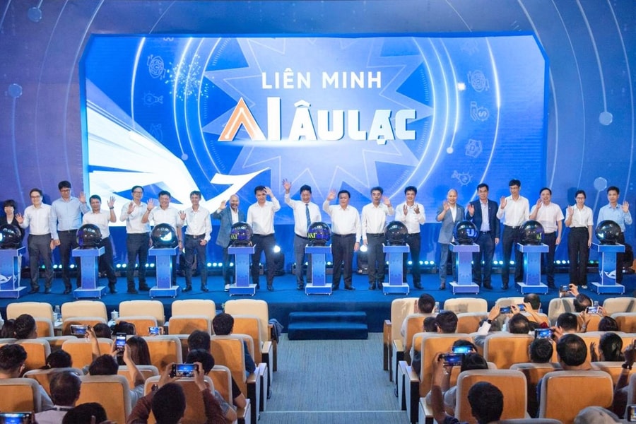 “Kỳ lân” Fintech góp sức kiến tạo hệ sinh thái AI mang bản sắc Việt