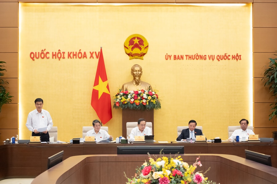 Trình Quốc hội xem xét bổ sung hình thức đầu tư dự án đường sắt tốc độ cao trên trục Bắc - Nam