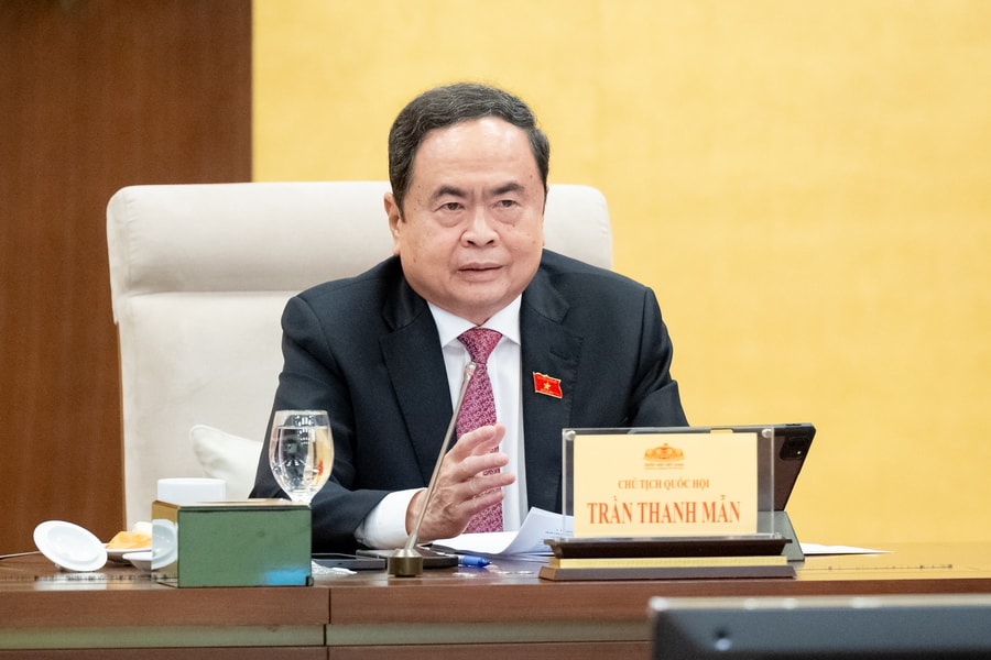 Chủ tịch Quốc hội Trần Thanh Mẫn ký ban hành các Nghị quyết chỉ định Chủ tịch, Phó Chủ tịch, Trưởng các Ban của HĐND các tỉnh thành sau hợp nhất, sáp nhập