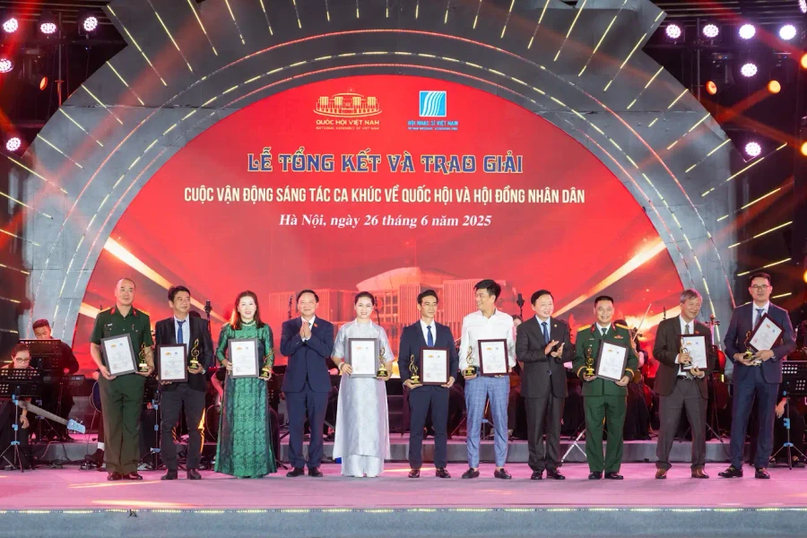 Niềm tự hào của người đại biểu dân cử