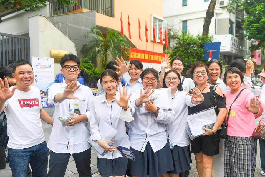 Công bố 151 học sinh được miễn thi tốt nghiệp THPT và ưu tiên xét tuyển thẳng vào đại học, cao đẳng năm 2026