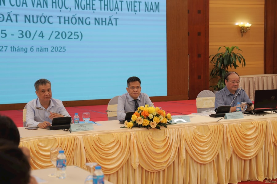 Văn học Việt Nam đương đại xuất hiện nhiều khuynh hướng mới