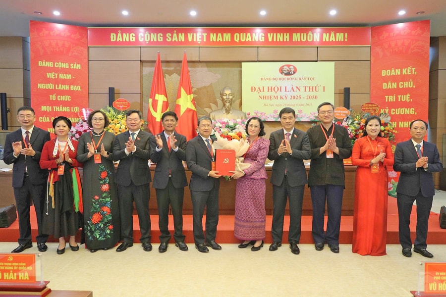 Thí điểm ứng dụng trí tuệ nhân tạo trong phân tích dữ liệu về dân tộc