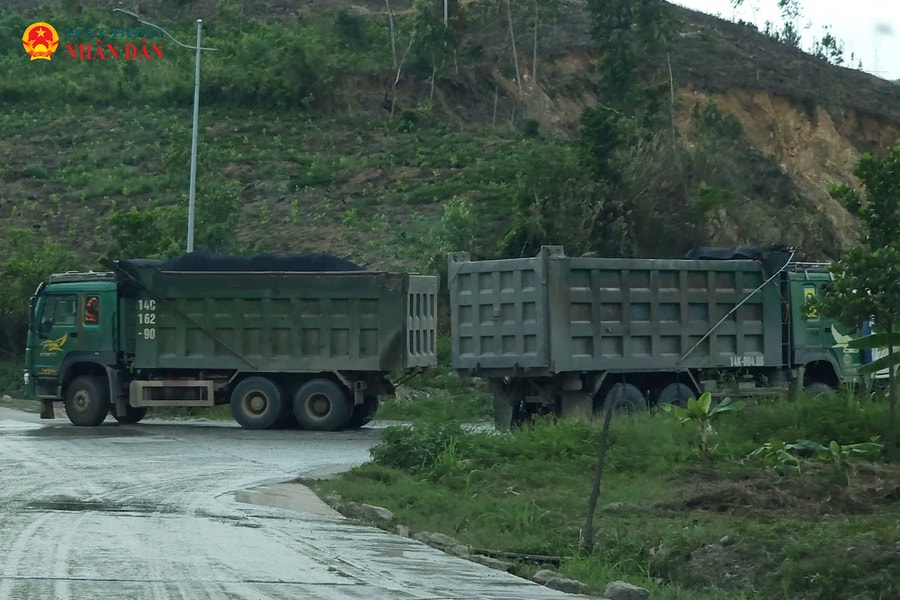 Vụ "hung thần" xe tải có dấu hiệu quá khổ ở Quảng Ninh: “Sẽ cho kiểm tra và xử lý nếu có vi phạm”
