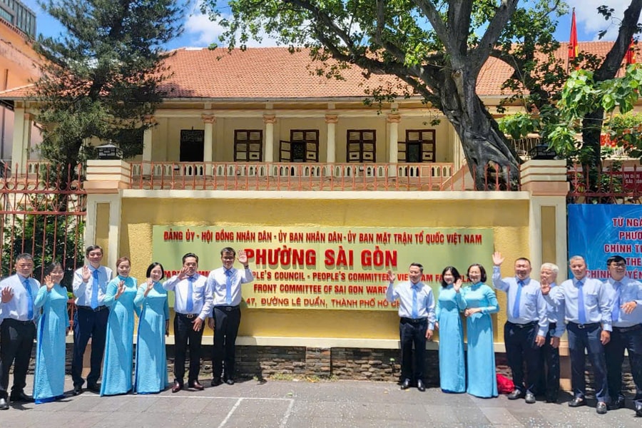 Địa danh Sài Gòn, Thủ Đức, Chợ Lớn... gắn lên trụ sở phường mới tại TP. Hồ Chí Minh