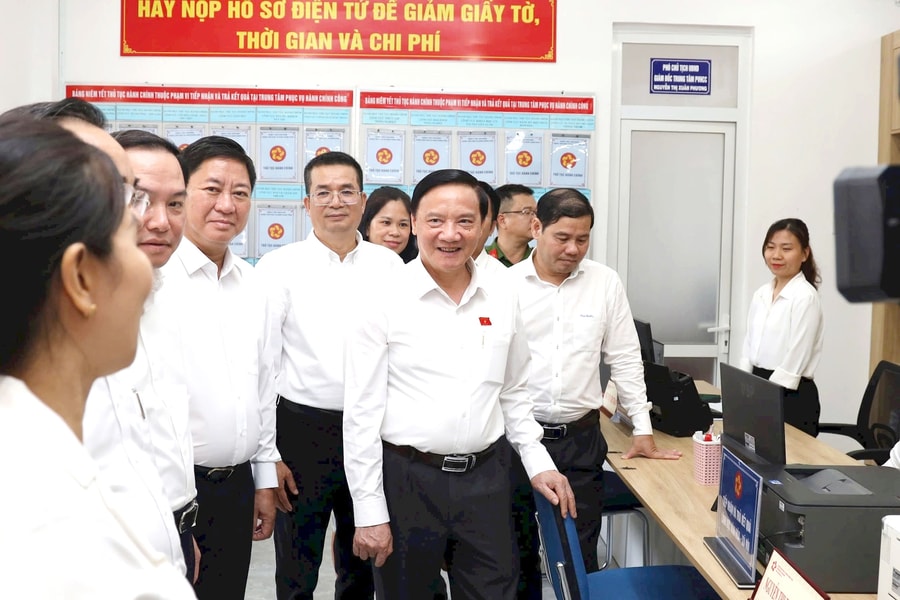 Phó Chủ tịch Quốc hội Nguyễn Khắc Định thăm, làm việc tại hai phường mới của Khánh Hòa