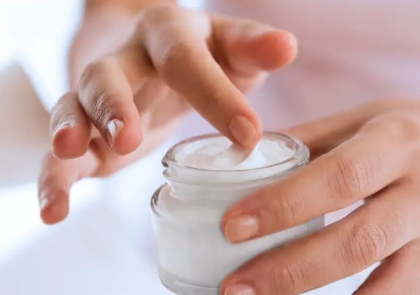 Bộ Y tế  thu hồi sản phẩm kem massage nhập khẩu từ Hàn Quốc do vi phạm quy định