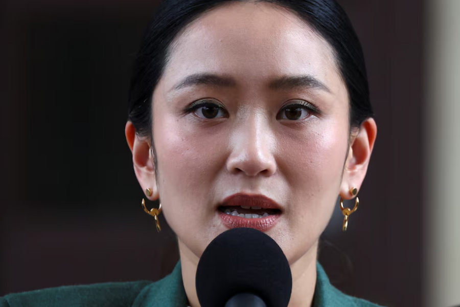 Những câu hỏi về thủ tục sau khi Thủ tướng Thái Lan bị đình chỉ