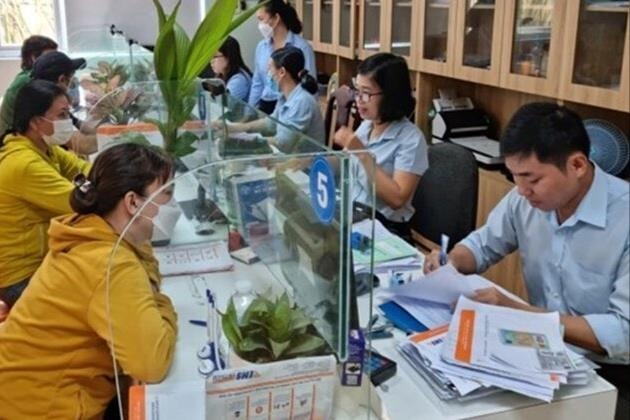 Cán bộ nghỉ hưu sớm sẽ nhận được trợ cấp cho mỗi năm đóng BHXH