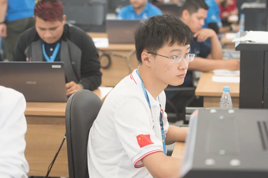 Trung Quốc đào tạo AI qua mô hình học gọn, hiệu quả cao