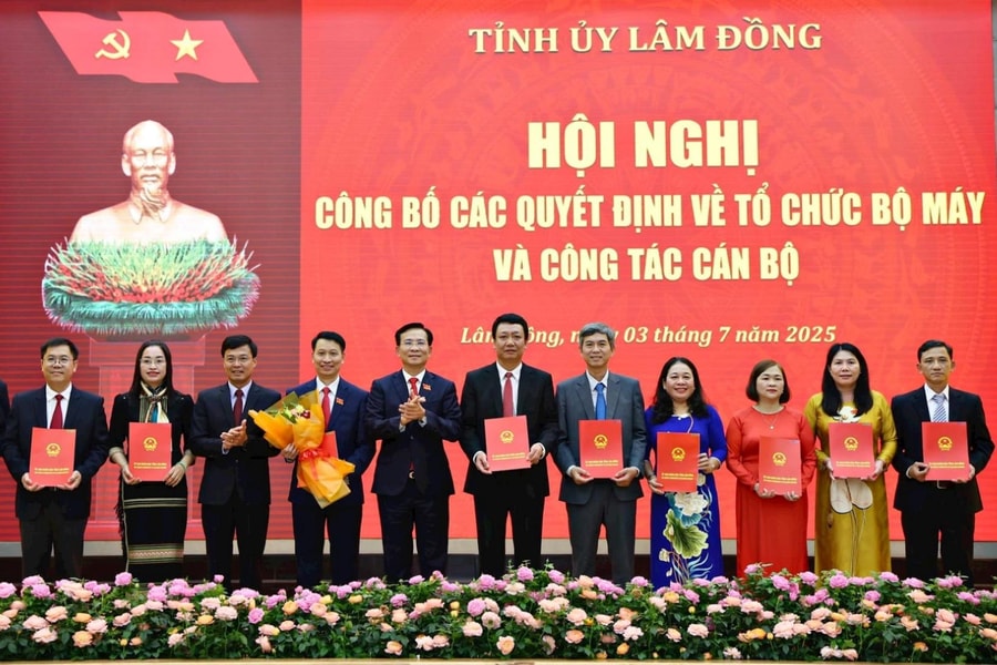 Lâm Đồng kiện toàn tổ chức bộ máy, bổ nhiệm lãnh đạo các sở, ngành