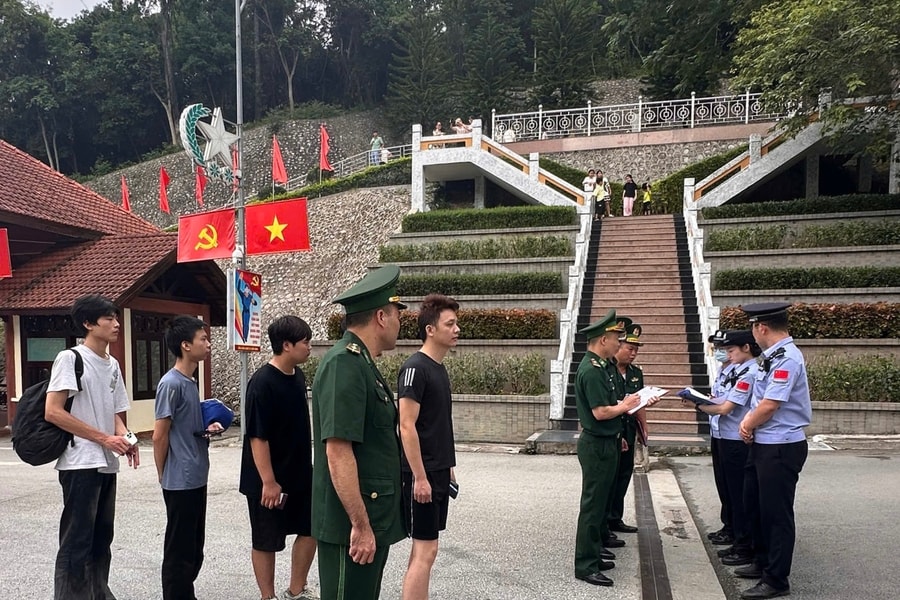 Người bị đối tượng xấu dụ dỗ nhập cảnh trái phép gửi thư cảm ơn lực lượng Công an Quảng Trị