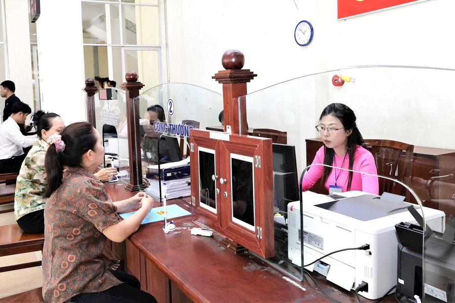 TP. Cần Thơ: Cần tuyên truyền người dân biết quyền nộp hồ sơ không giới hạn hành chính