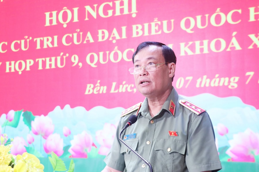 Chủ nhiệm Ủy ban Quốc phòng, An ninh và Đối ngoại Lê Tấn Tới tiếp xúc cử tri tại Tây Ninh