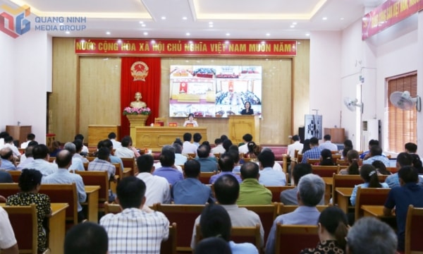 Đoàn ĐBQH tỉnh Quảng Ninh tiếp xúc cử tri các xã, phường khu vực miền Đông của tỉnh