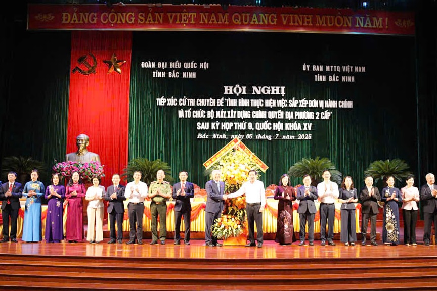 Vận hành thông suốt chính quyền địa phương 2 cấp