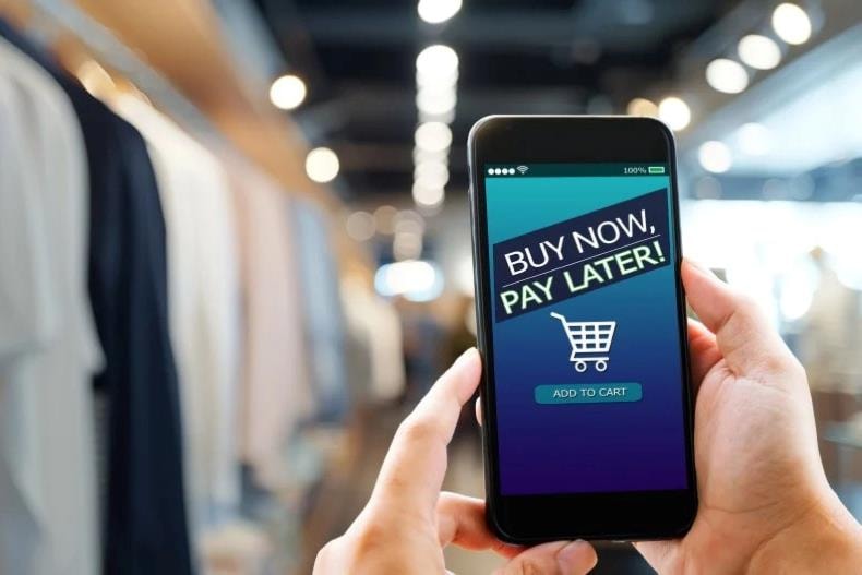 Malaysia siết chặt quản lý mô hình “mua trước, trả sau”