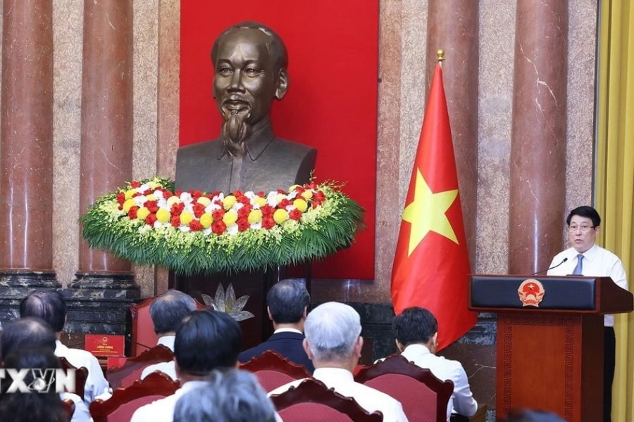 Chủ tịch nước Lương Cường: Mỗi người hãy coi học tập là quyền lợi, trách nhiệm, nghĩa vụ