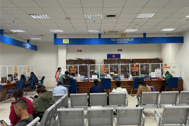 Cà Mau: Người lao động nộp hồ sơ trợ cấp thất nghiệp sau sáp nhập tỉnh